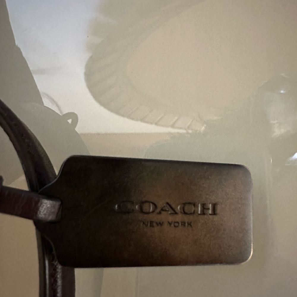 Coach Mini Stud Large Edie - Picture 9 of 12
